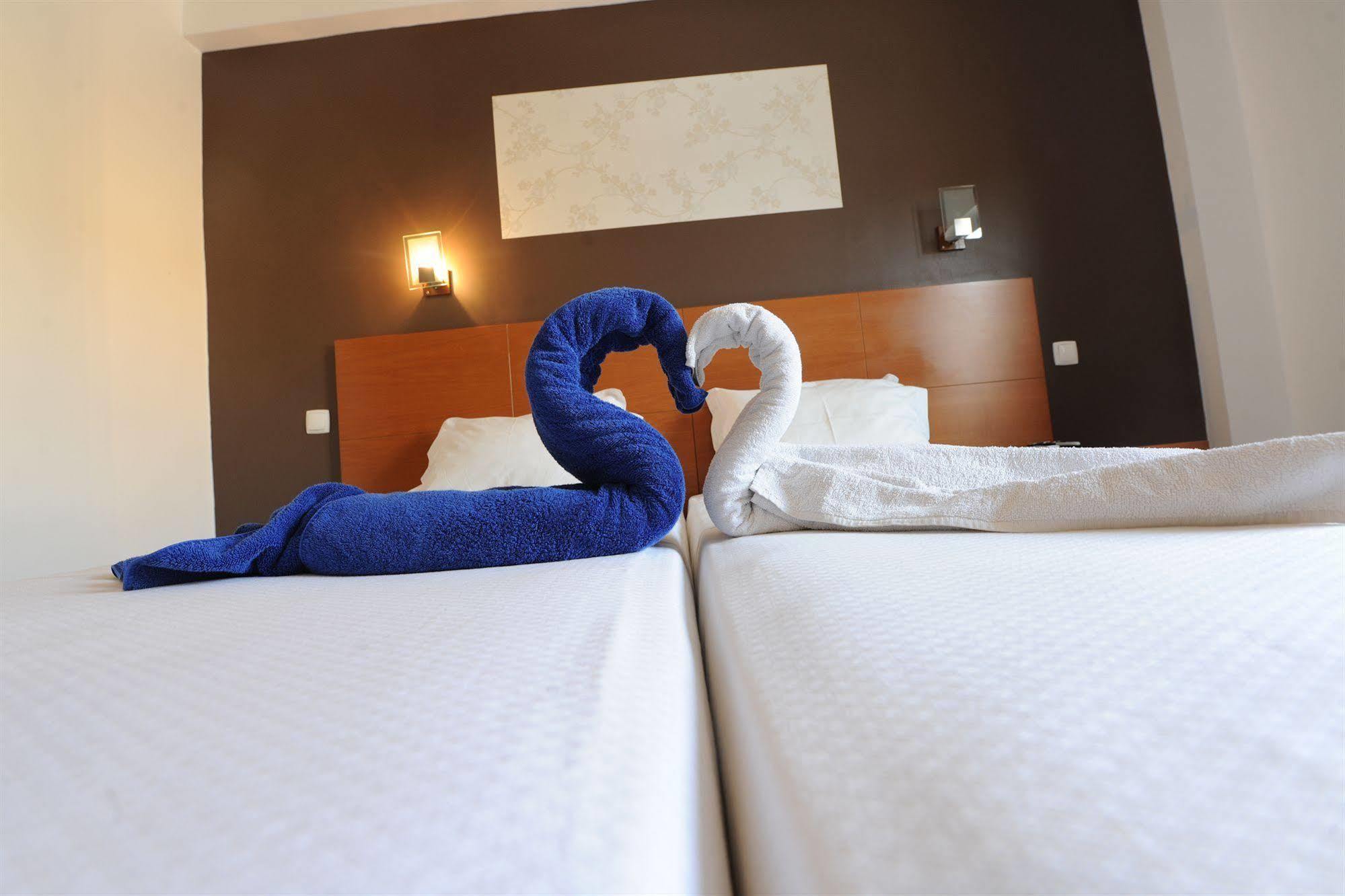 Inn Луанда Екстериор снимка